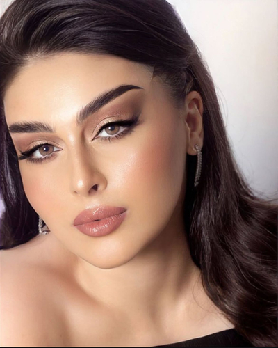 ميكب ملكة