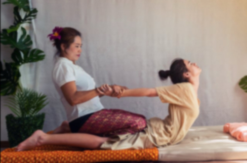 مساج تايلندي ساعه thai massage 1 h
